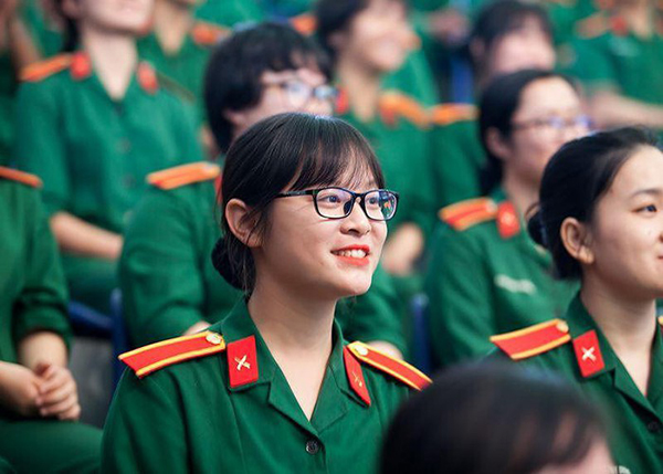 Thí sinh nữ có thể thi tuyển vào 4 Học viện quân đội năm 2019