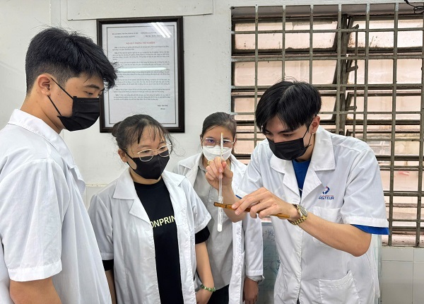Bí Quyết Giúp Sinh Viên Ngành Dược Học Ít Nhưng Nhớ Lâu