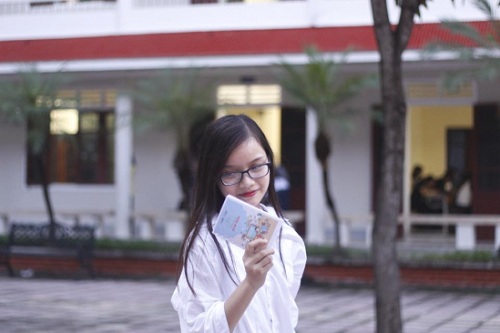 Nữ sinh Hà Tĩnh giành học bổng của 13 đại học danh tiếng nước Mỹ - Phan Thị Hạnh